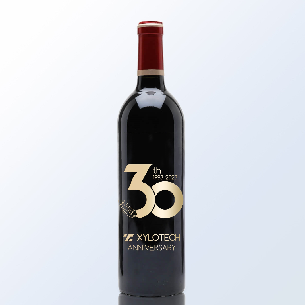Corporate VIP Gift ||Corporate Gift - Customized Personalized Corporate Anniversary Wine (Engraving)