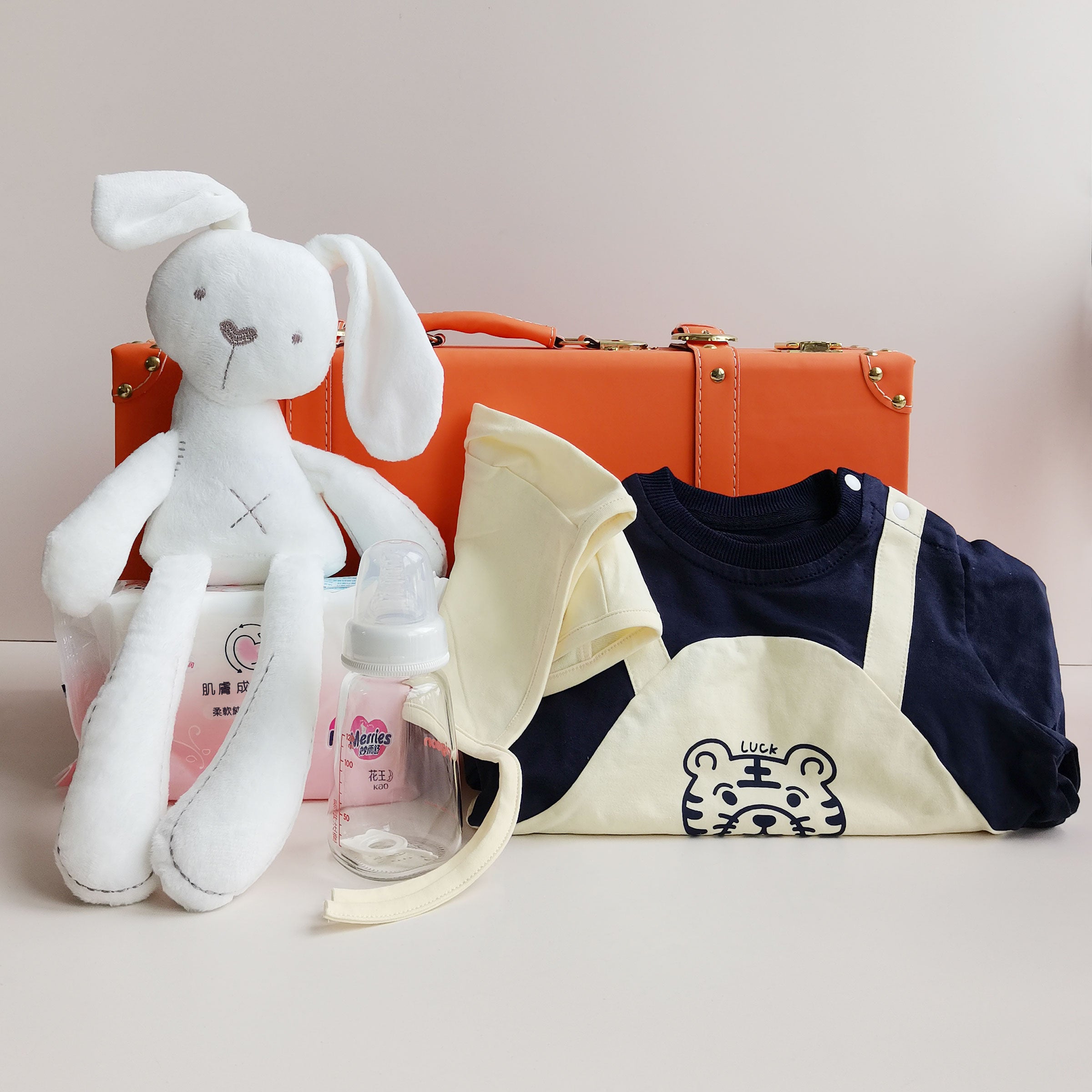 Customized gifts baby birthday gifts full month gift box set newborn gift baby set