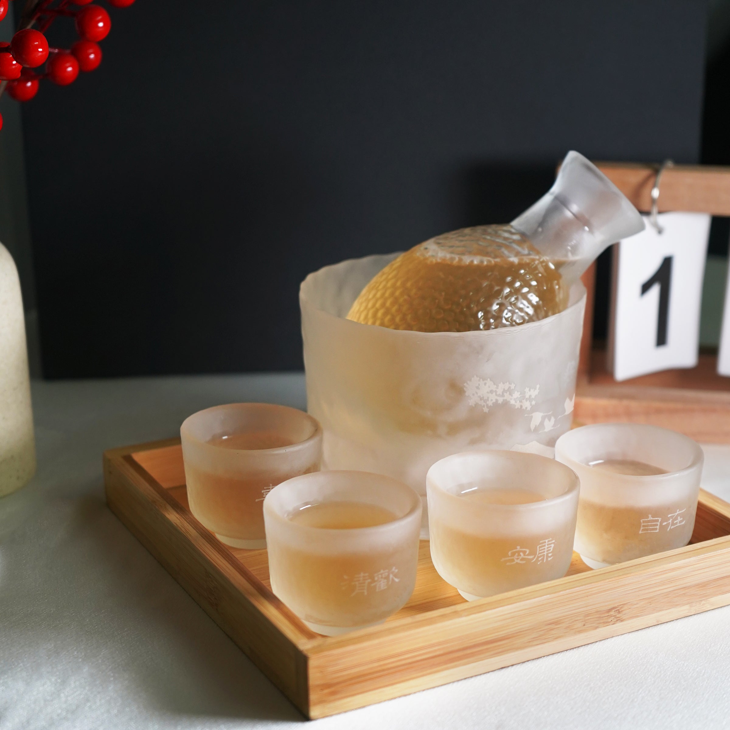 Customized gifts | Japanese sake bottle set gift (engraved gift) customized sake cup commemorative gift special business niche gift DY04-267