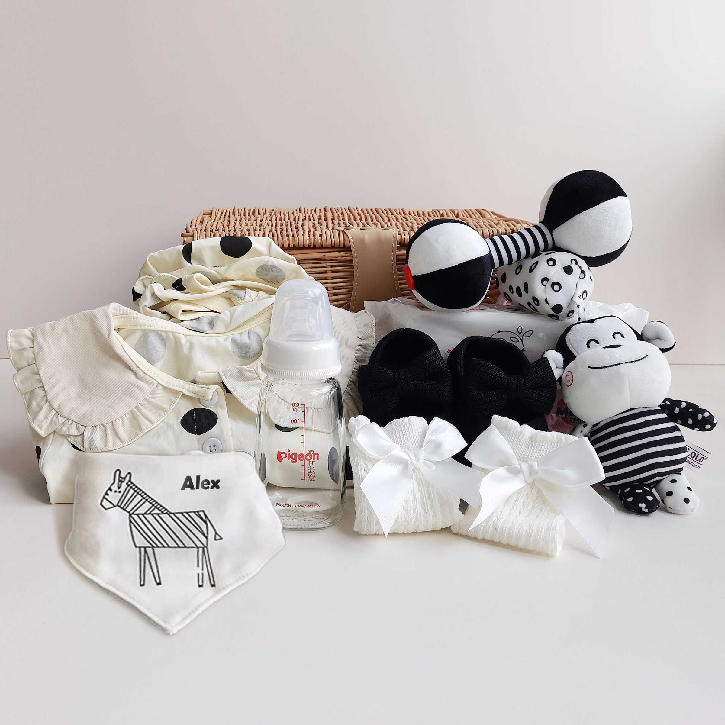 Baby gift, full month gift box set, newborn gift, baby gift, name customization
