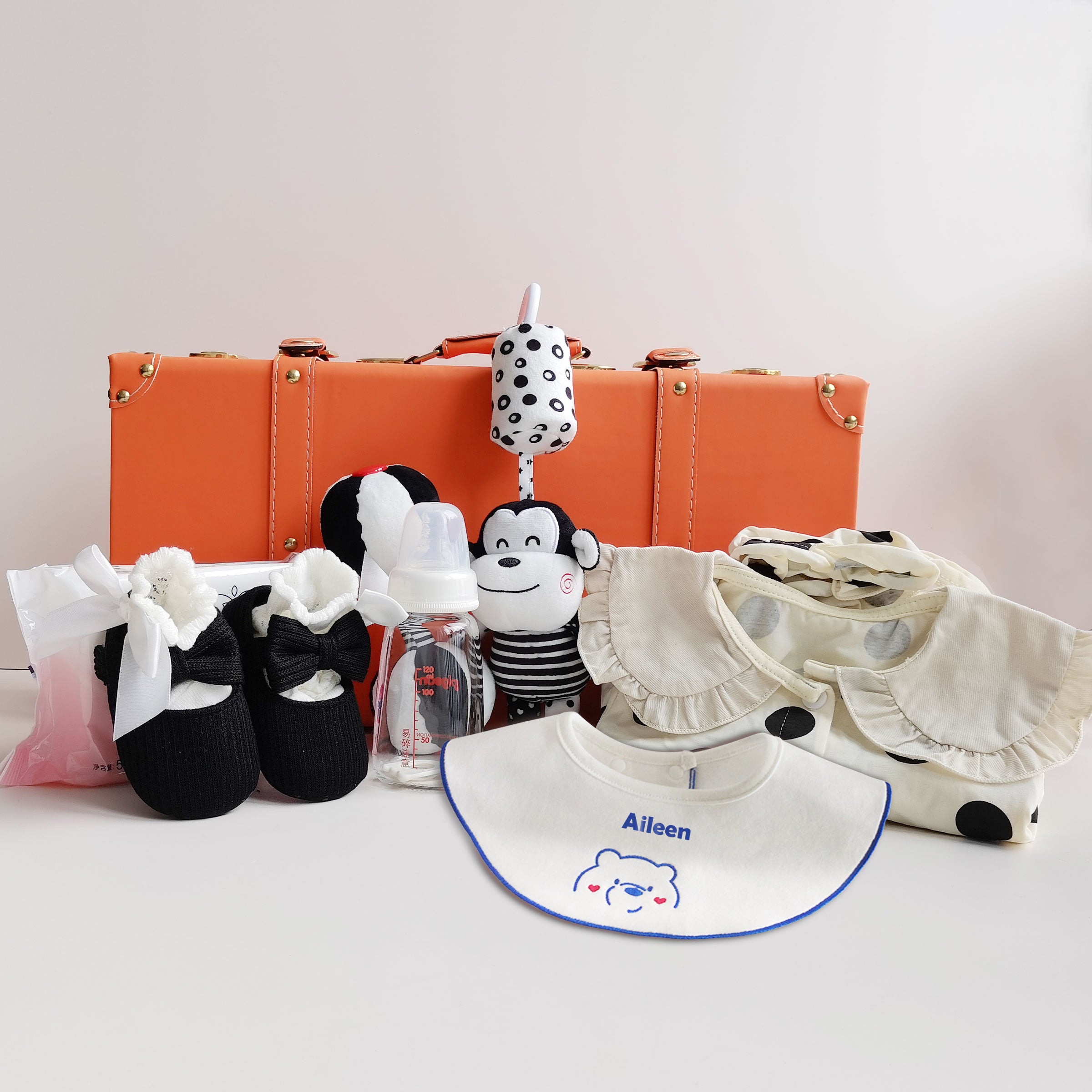Baby gift, full month gift box set, newborn gift, baby gift, name customization