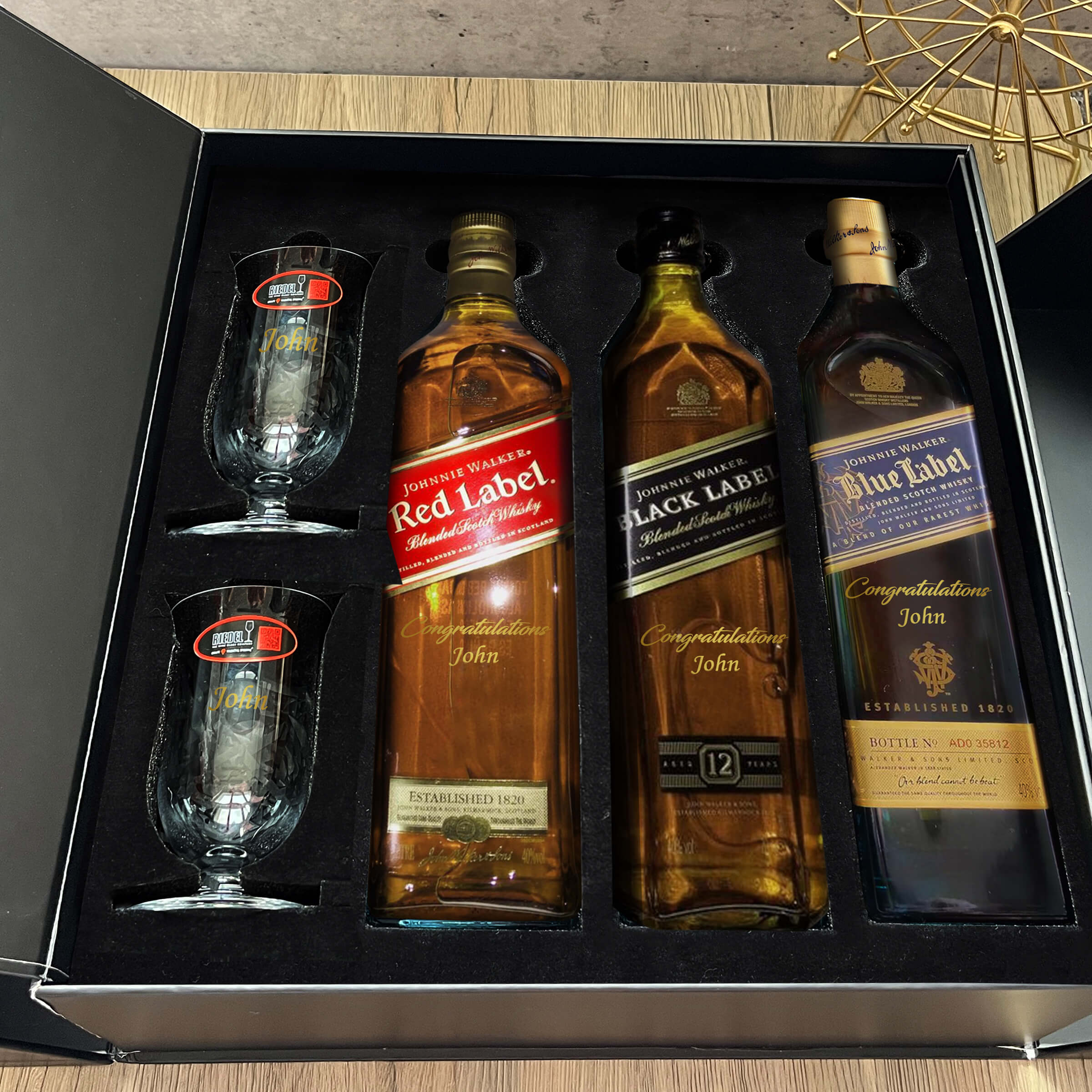 【20% Off】Johnnie Walker Whisky Sets| (Text Engraving Gift) Customized gift set