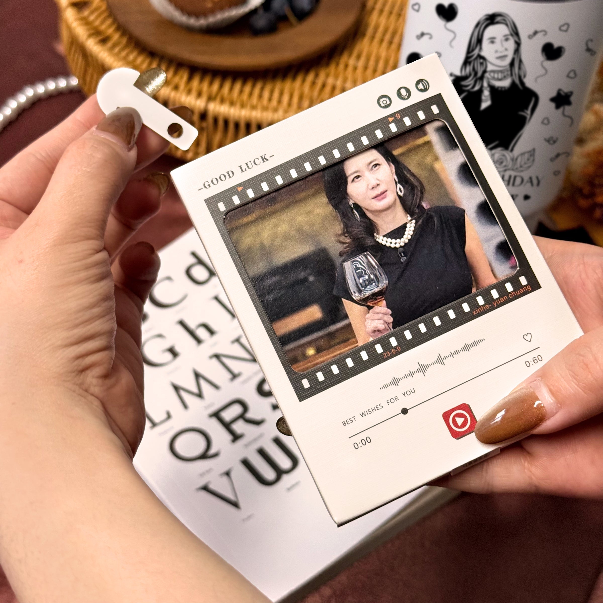 Birthday Gift Box with Recordable Card, Custom-Engraved Large Thermos Cup & Personalized Voice Message - Surprise Birthday Present Personalized Mug, Voice Card, Custom Gift, Birthday Gift DY01-414