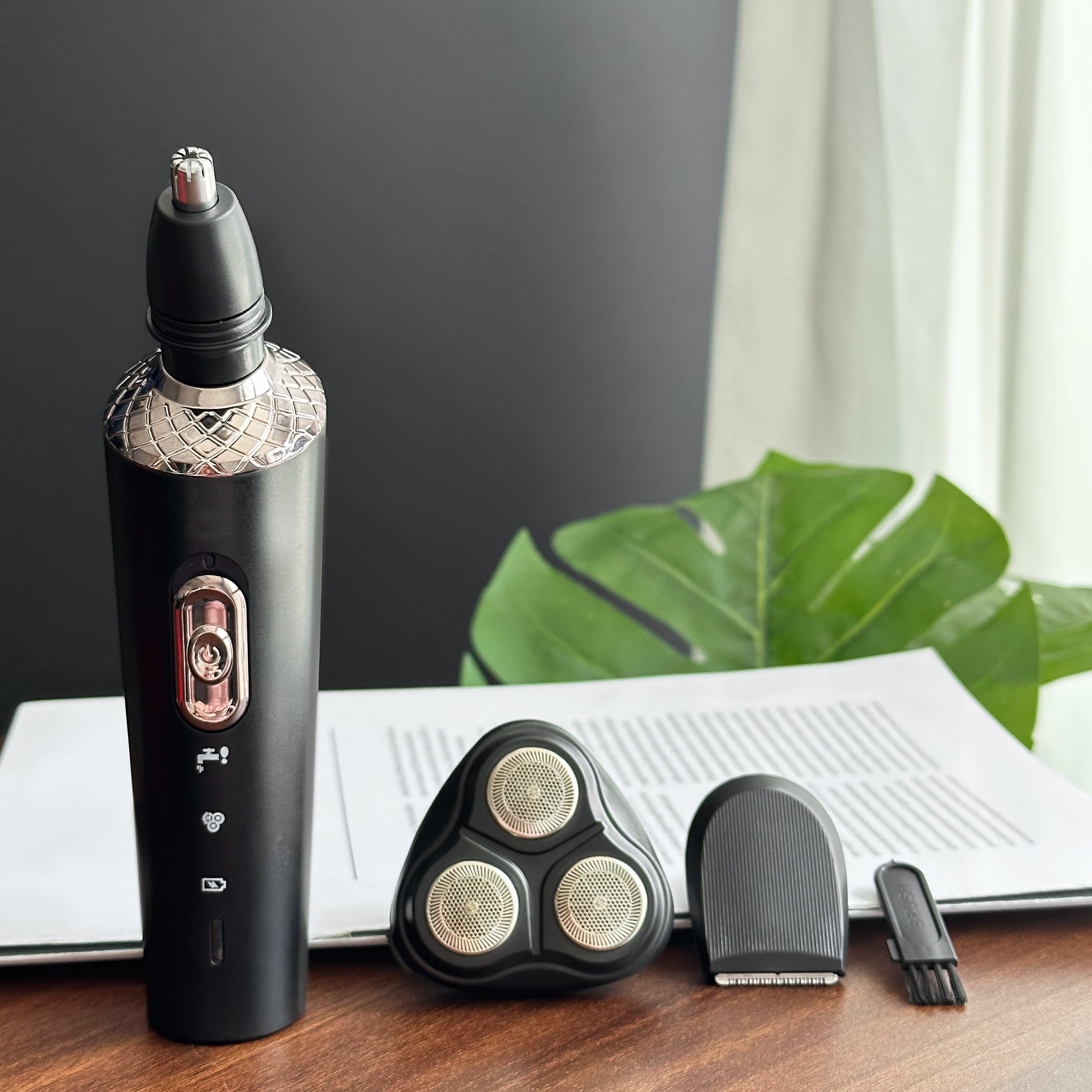 Father's Day Gift Box丨Three-in-one Shaver Men's Gift Box Smart Electric Shaver Rechargeable Gift Box A must-have for your boyfriend or dad