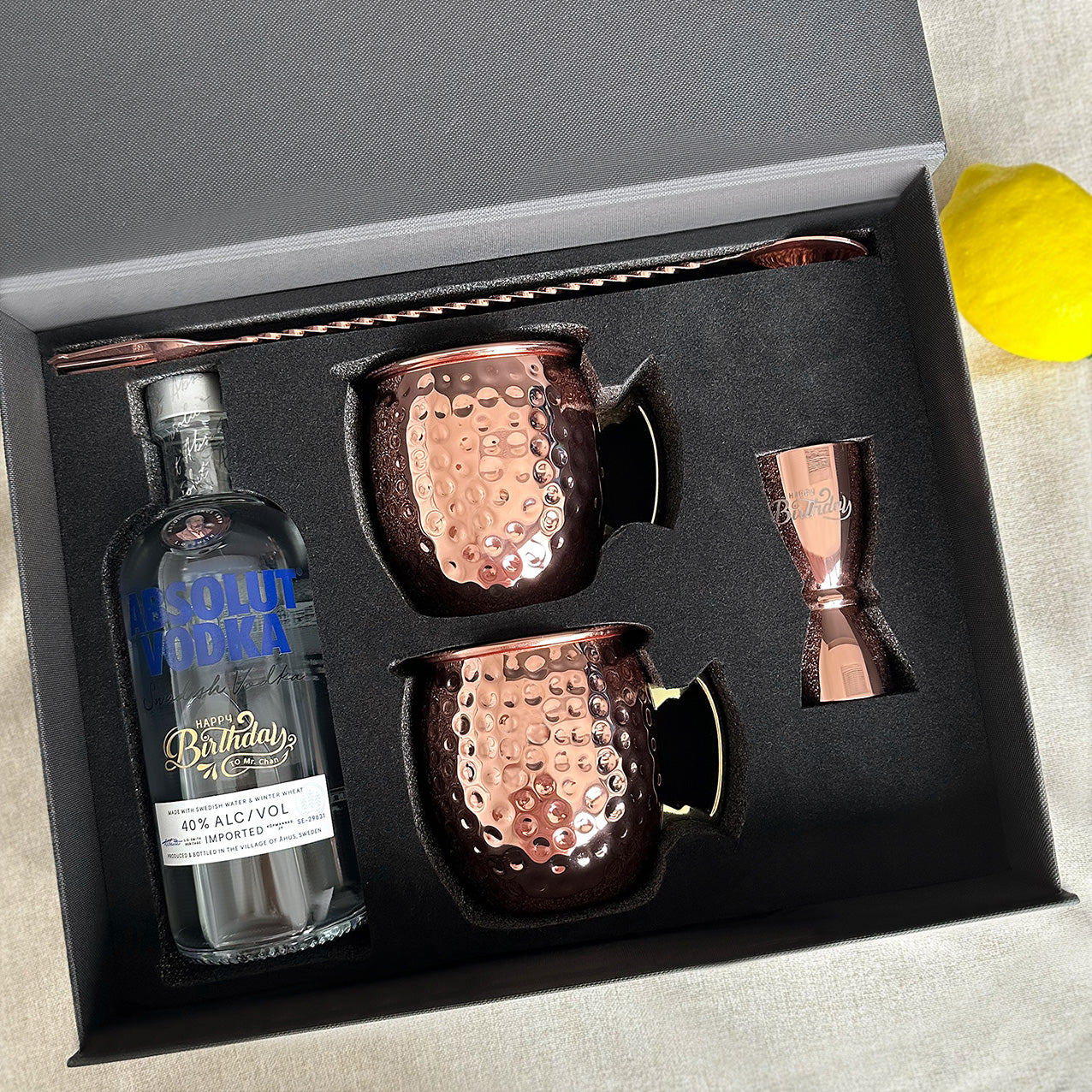 Birthday gift Vodka cocktail custom gift box Wine bottle text engraving Cocktail mixology set A must-have gift for a couple to give a boyfriend Vodka Bartending Set DY02-86