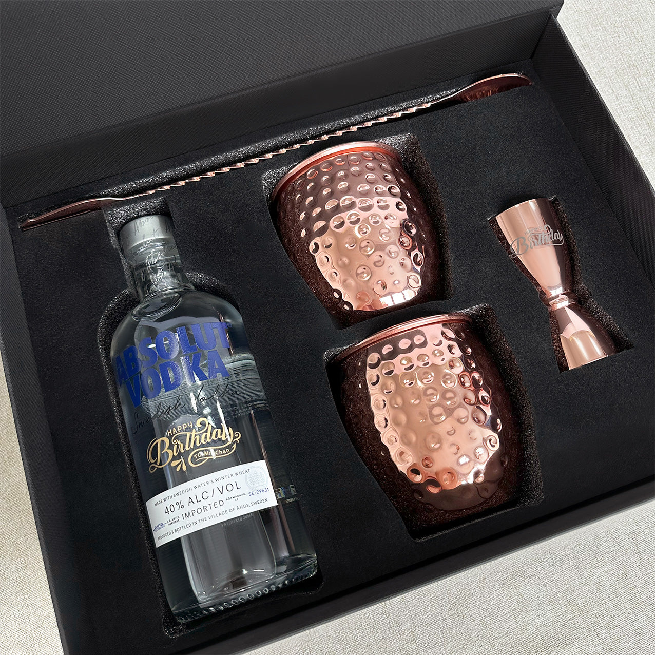 Birthday gift Vodka cocktail custom gift box Wine bottle text engraving Cocktail mixology set A must-have gift for a couple to give a boyfriend Vodka Bartending Set DY02-86