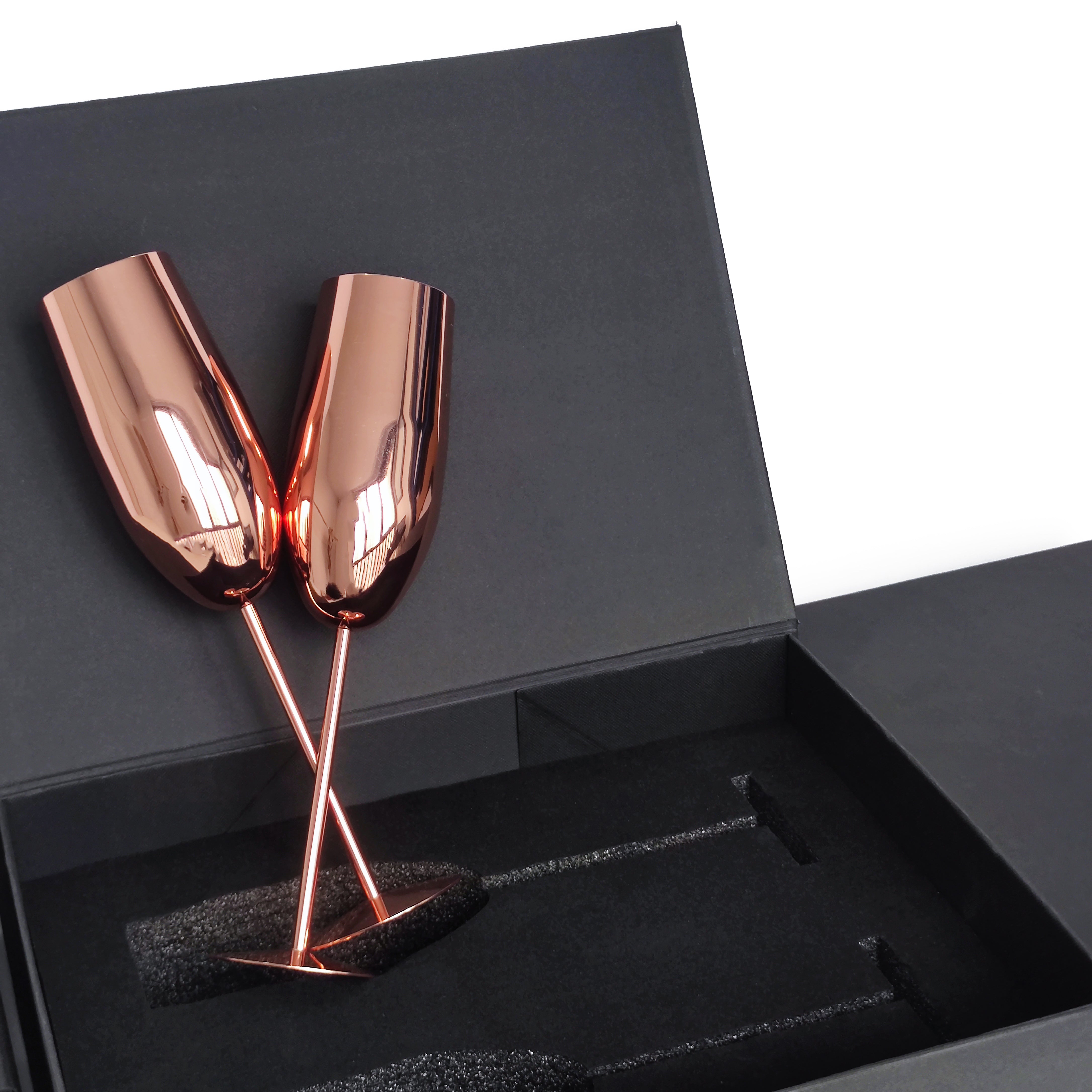 Wine Glasses in Rose Gold Set