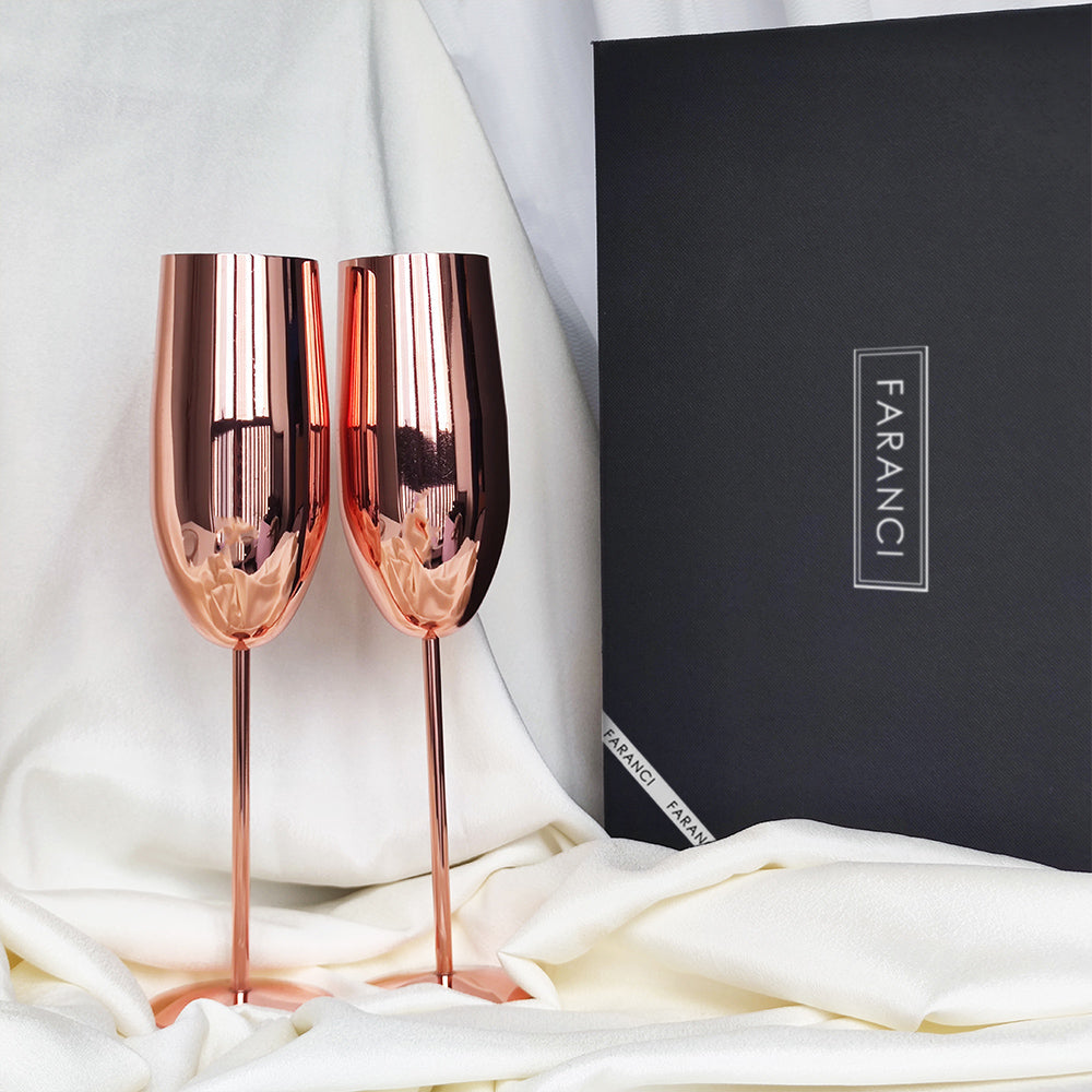 Wine Glasses in Rose Gold Set