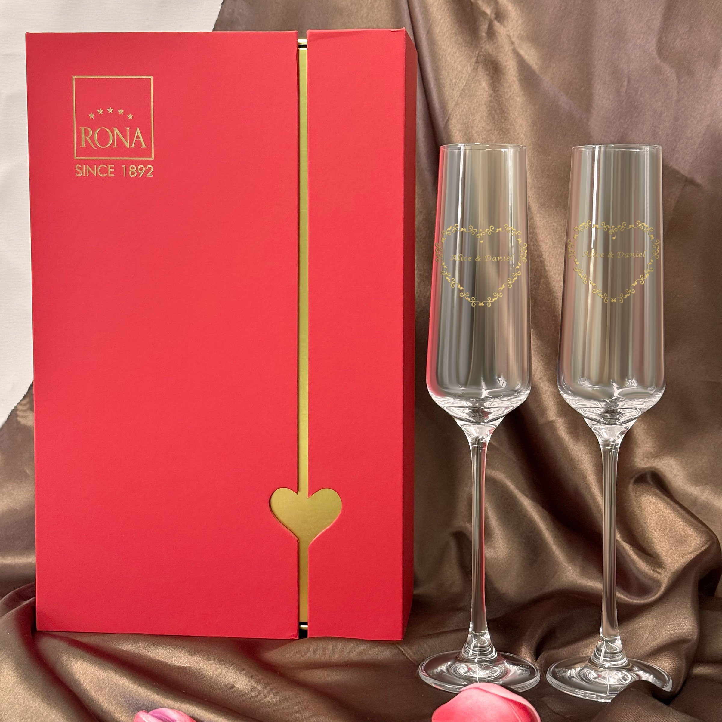 【結婚禮物訂製】RONA 香檳杯 對杯(情人節禮盒)送禮必備 送女友 雕刻禮物 婚禮新婚敬酒杯禮物 紀念日情人節客製化送禮 Romantic wedding custom gift rona - Design Your Own Wine