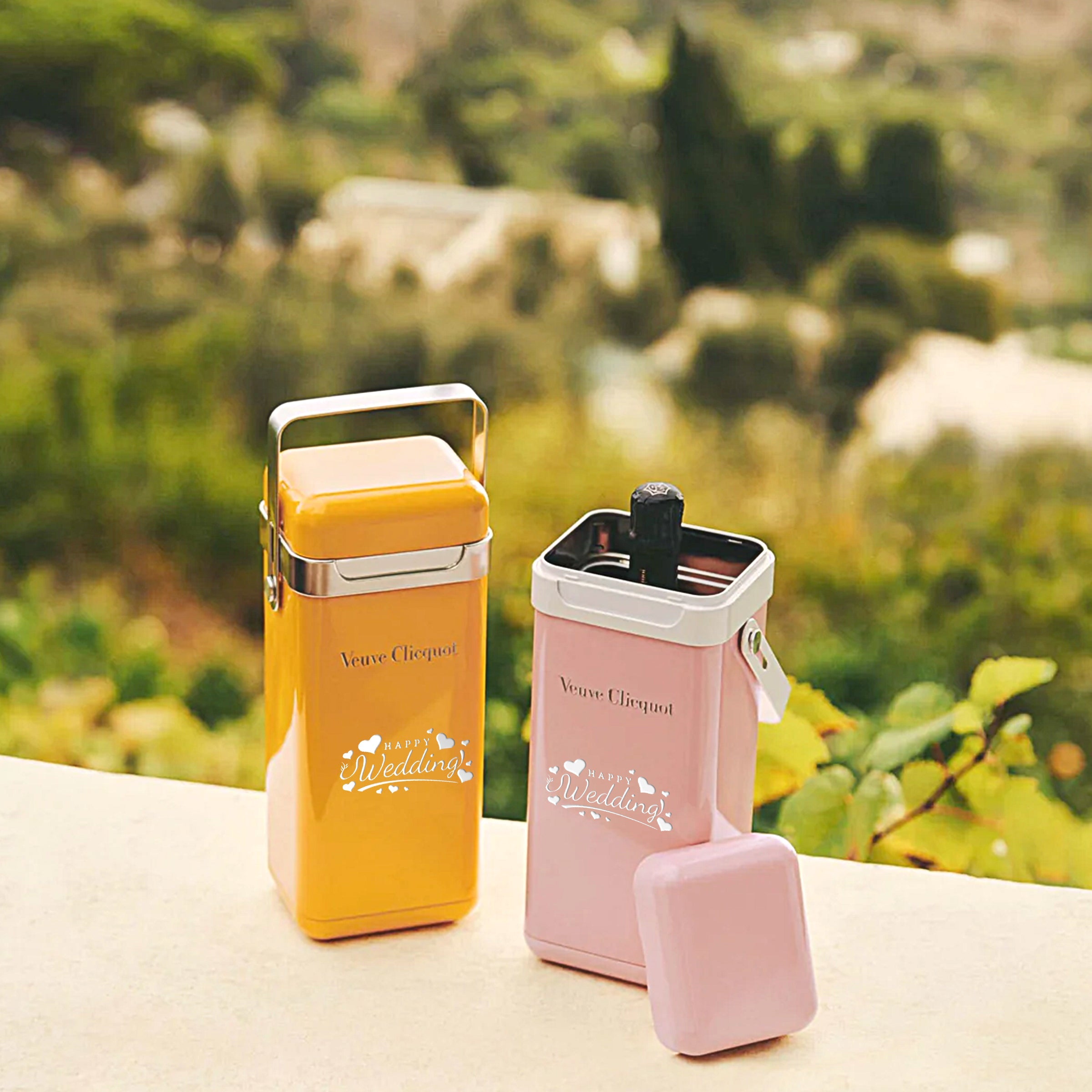 Veuve Clicquot Brut with Engraving |Exclusive customized champagne (portrait engraving) original gift box