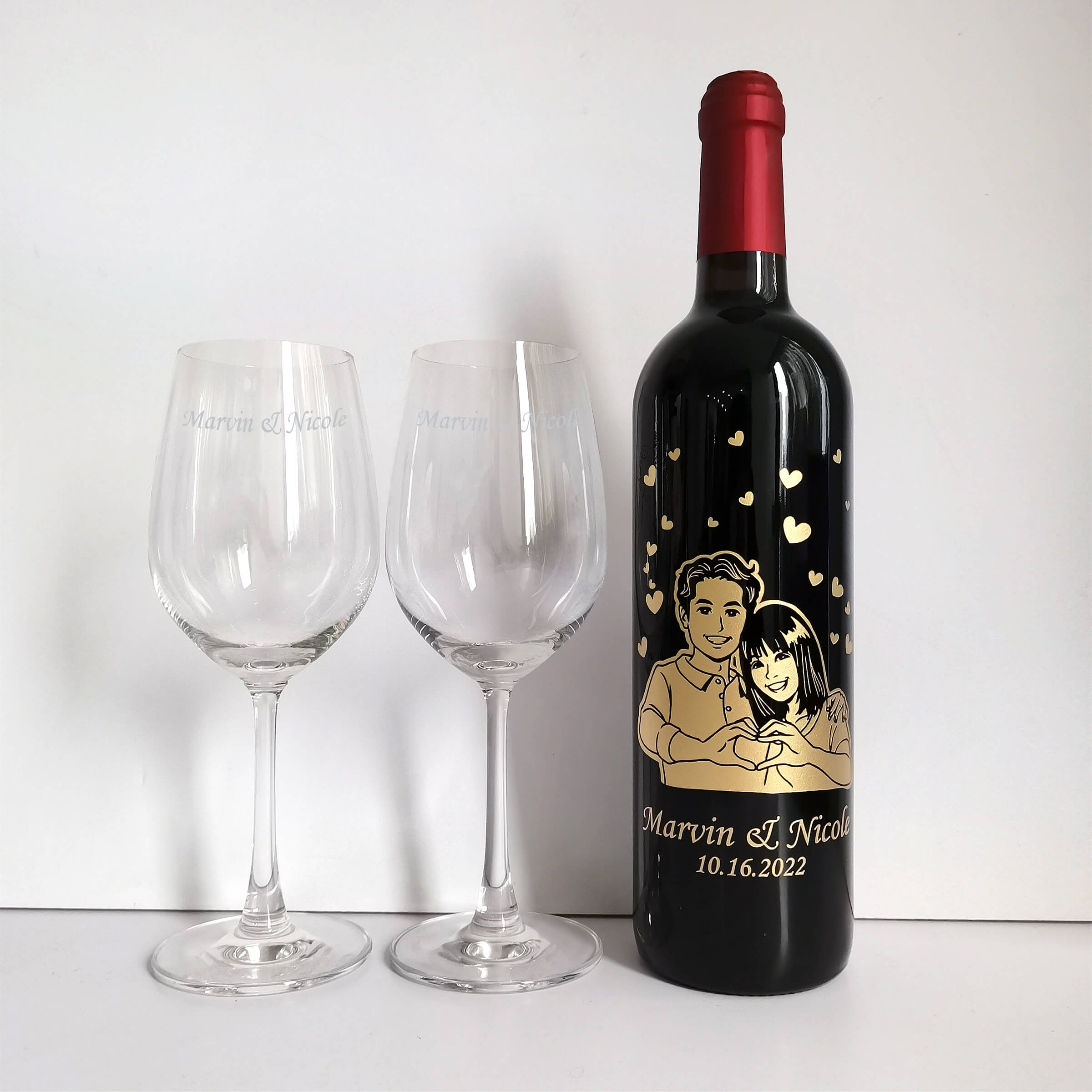 Portrait |人像系列—定制情侣日漫風格人像紅酒(雕刻) - Design Your Own Wine