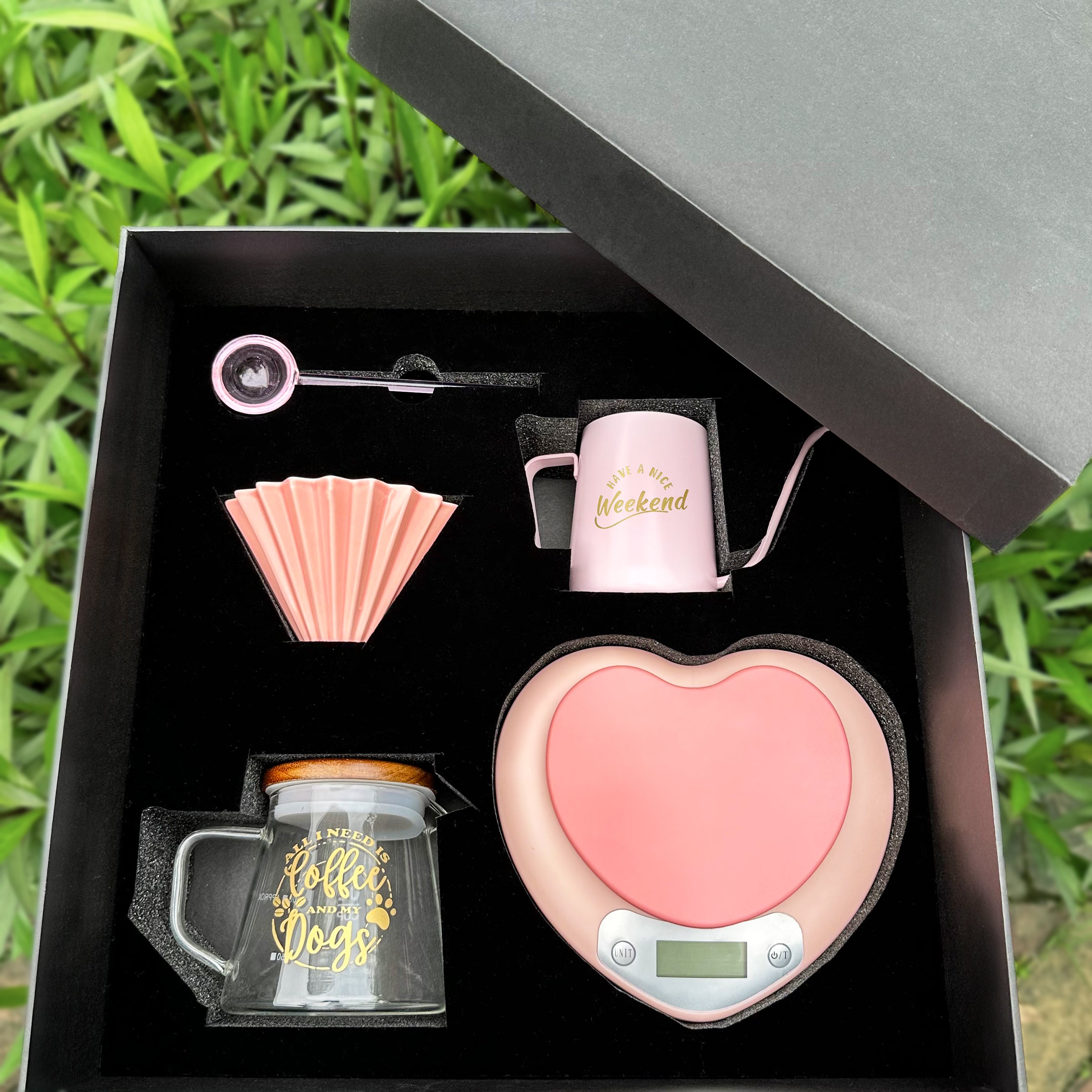 Hand brewed coffee pot gift box set | Engraved gift Birthday coffee set for girlfriend Fresh and non-contrasting commemorative gift DY02-71
