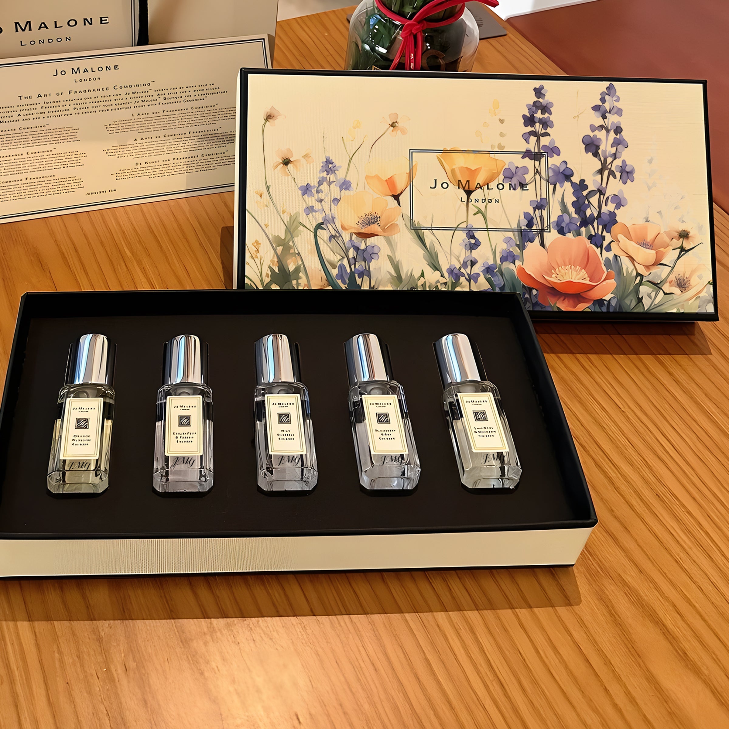 Jo Malone Mini Perfume Gift Set with Custom Box Design, Personalized Engraved Message - A Unique Romantic Birthday & Valentine's Gift for Her Featuring Portrait Customization Jo Malone Aromatherapy gift box-customized box DY01-418