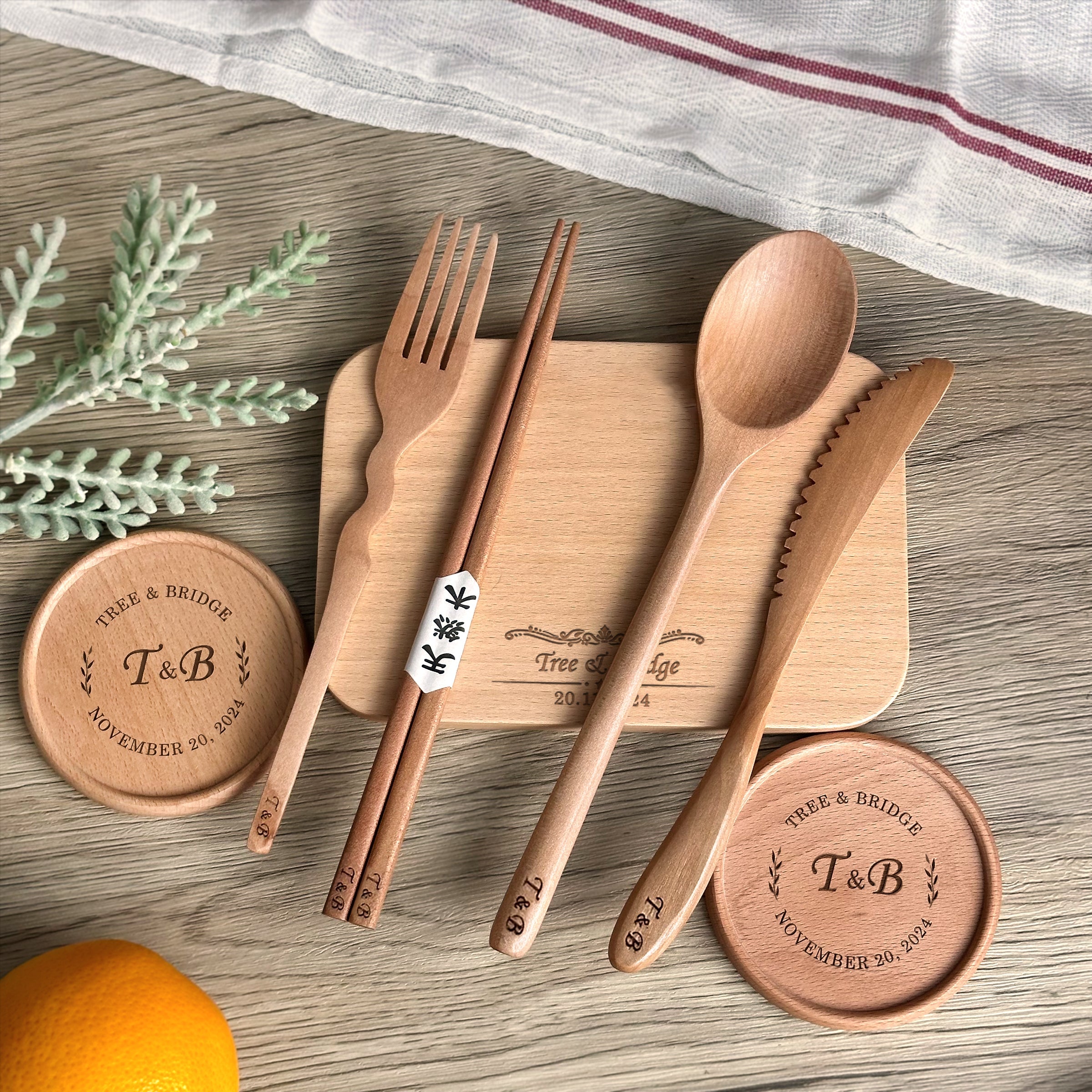 Wedding gifts, customized couples, congratulatory gifts, name engraving commemorative gifts, warm house for friends, best friends and sisters, bride and groom tableware gift box set, house warming tableware set DY01-392