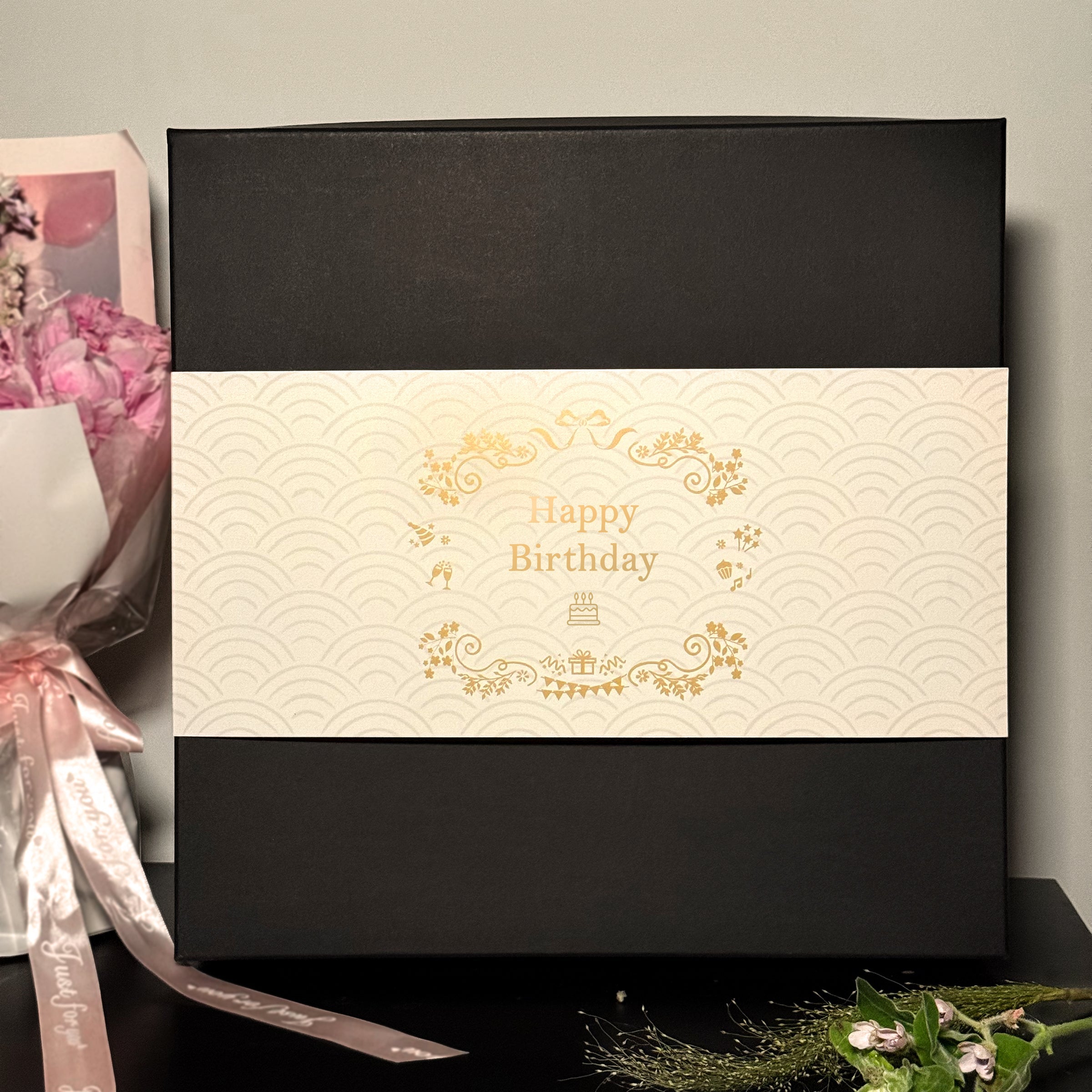 Birthday Gift Box丨Custom Scented Candle Personalized engraved blessings Wooden candle warming lamp Ideal for girlfriend/colleagues - a soothing & practical gift for mind & body DY01-416