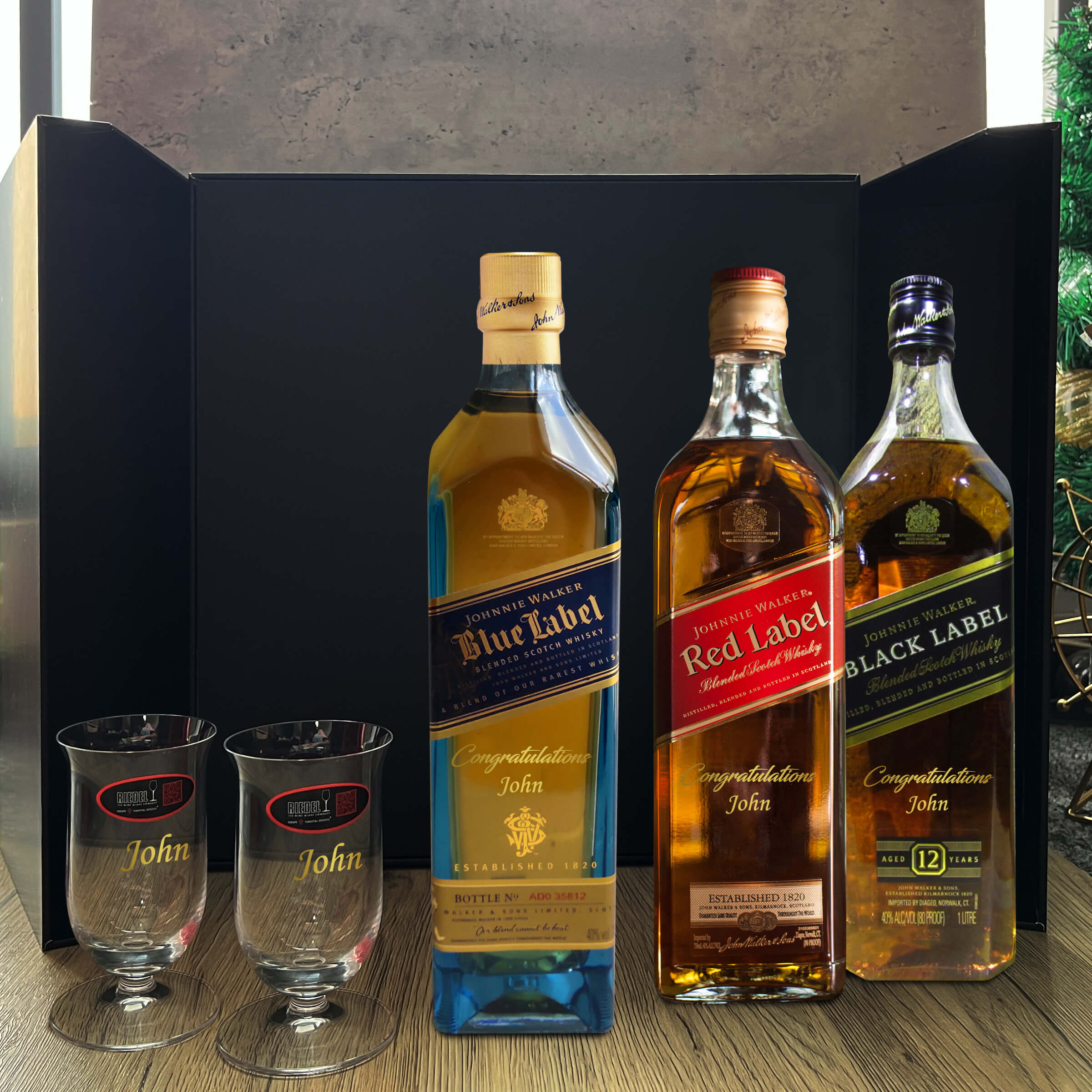 【20% Off】Johnnie Walker Whisky Sets| (Text Engraving Gift) Customized gift set