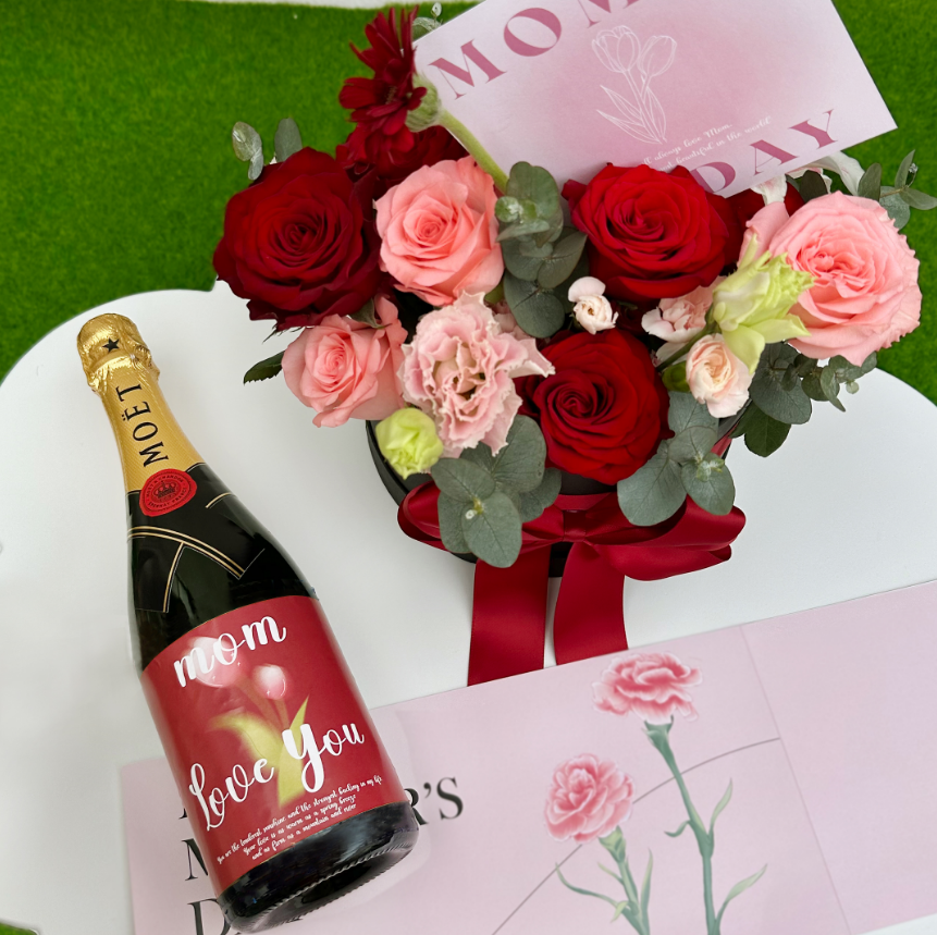 Mother's Day gift box | Noble black flower box Customized Moet champagne gift Mother's Day flower gift Romantic and atmospheric gift for wife and mother