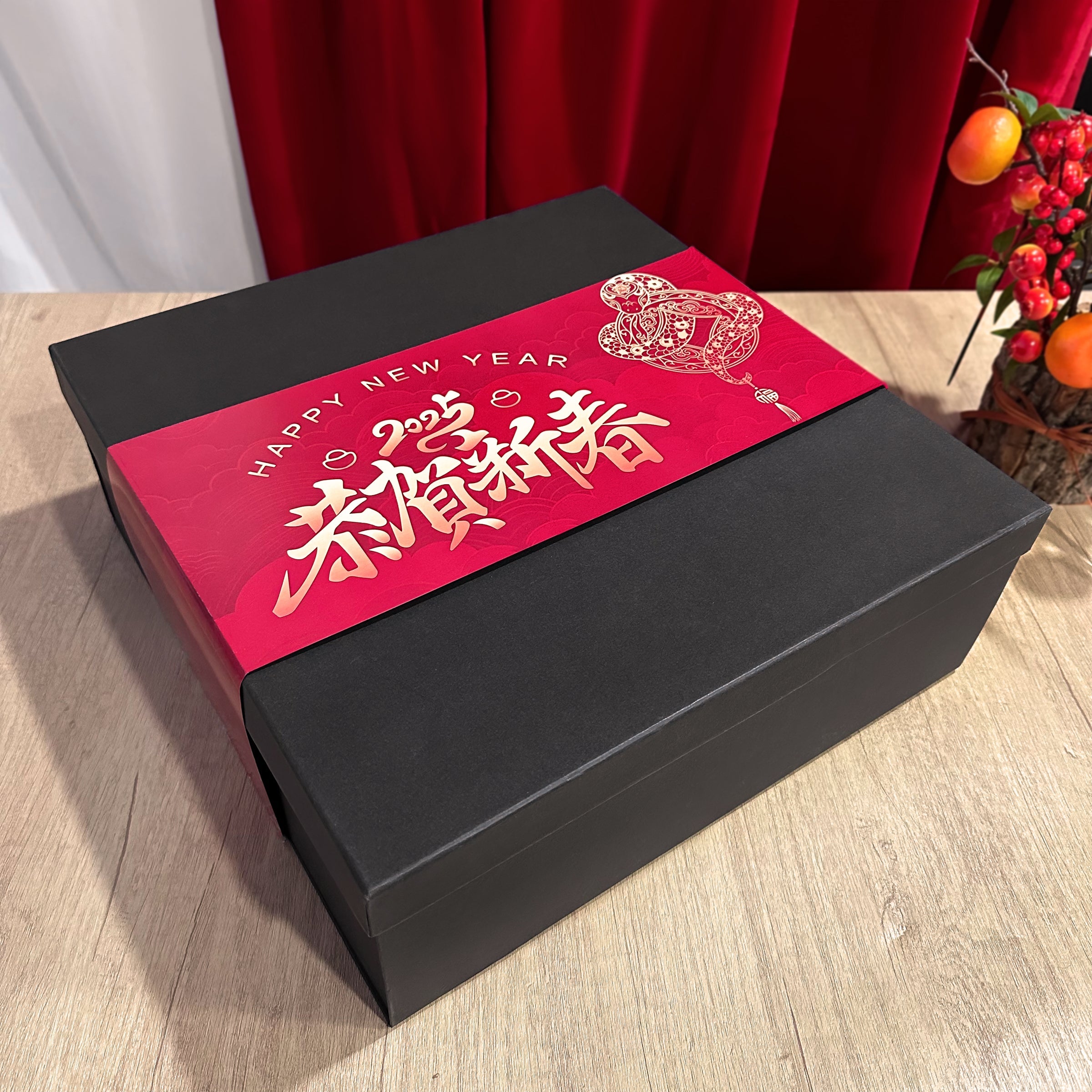 【New Year Portrait Custom MOET】2025 Chinese New Year Blessing Wine Portrait-Designed Champagne Glasses with Custom Text Personalized Gift Box Blessing Gift Business Gift for Elders Creative Reunion Gift 2025 New Year Gift Champagne Set DY05-56
