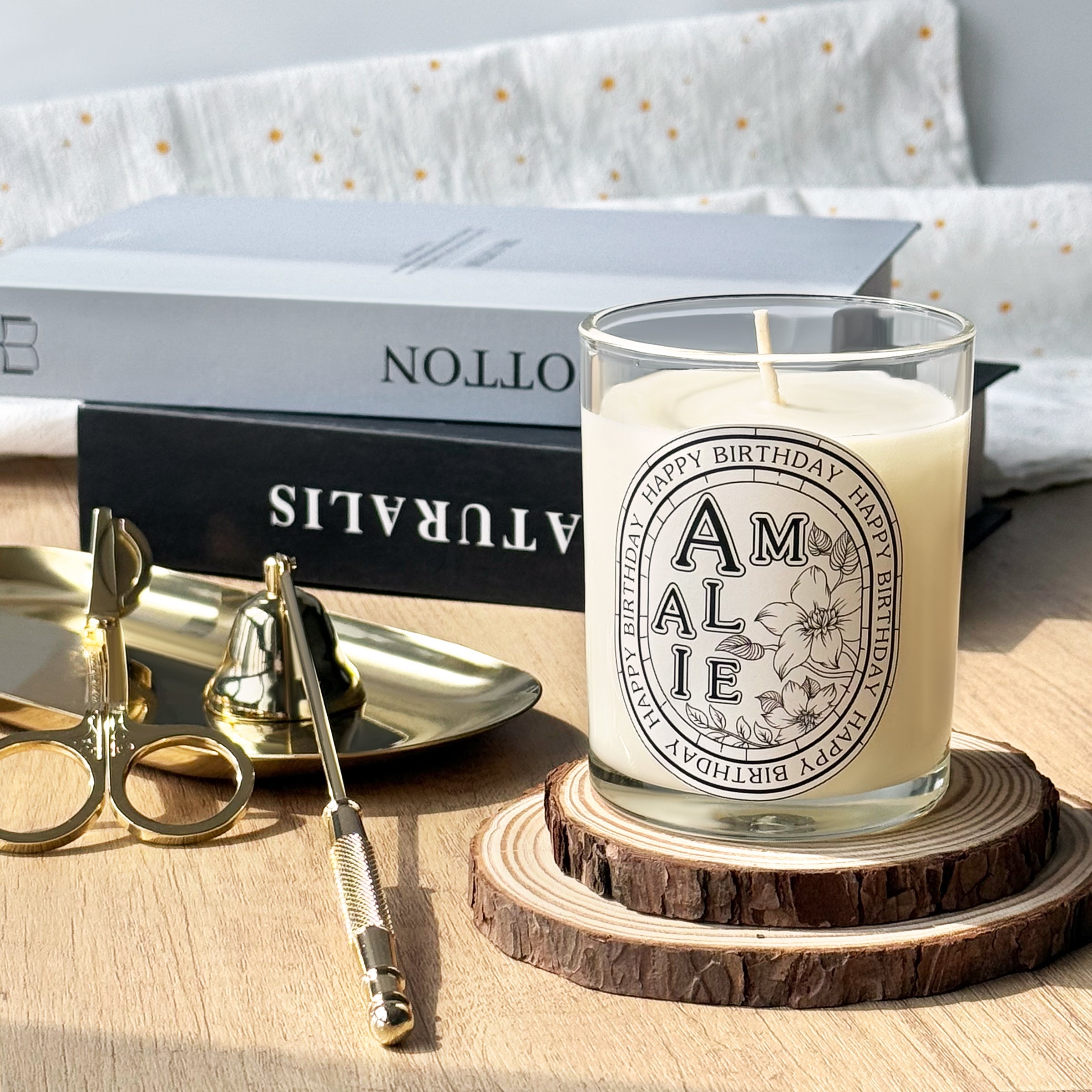 Romantic Scented Candle Gift Set | Freesia Fragrance with Customizable Candle Labels - Premium Accessories Including Candle Snuffer, Bell & Wick Trimmer. The Perfect Ceremonial Gift for Couples, Friends' Birthdays & Anniversaries DY01-407