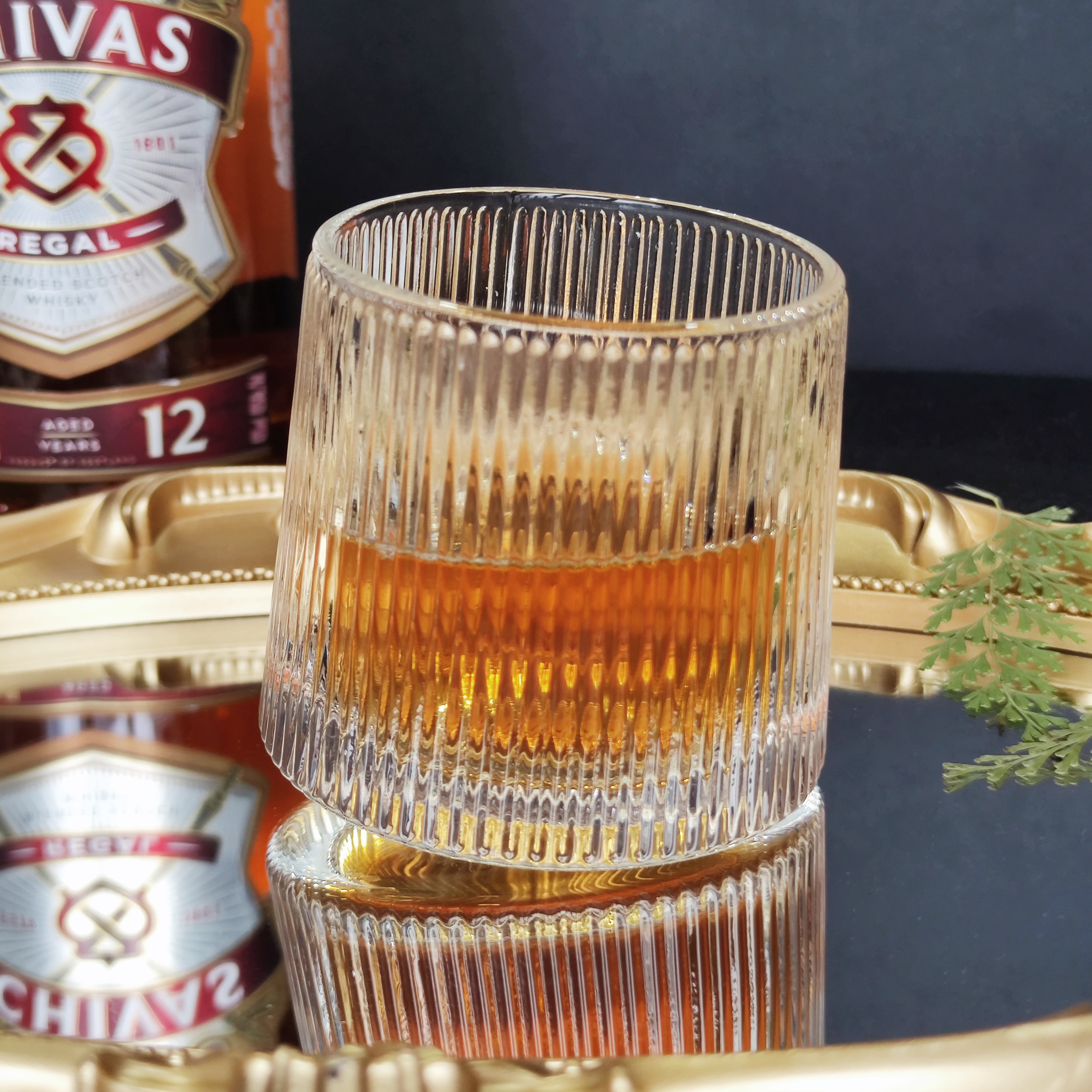 Vertical pattern rotating whiskey glass, niche Bible engraving design whiskey pairing glass, creative customized gift Whiskey Glass-DY01-372